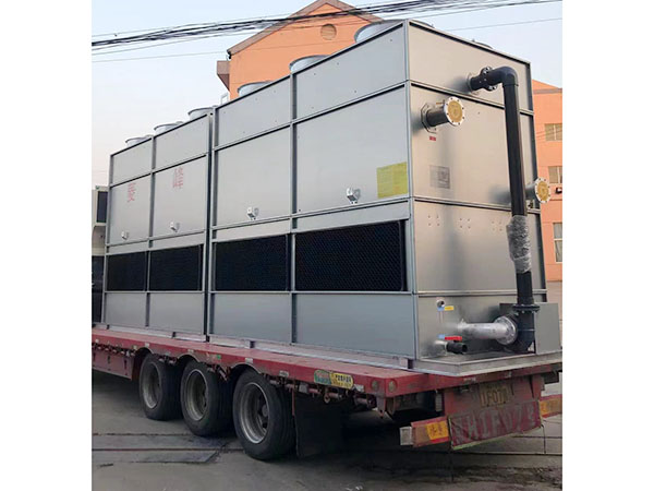 逆流闭式冷却塔