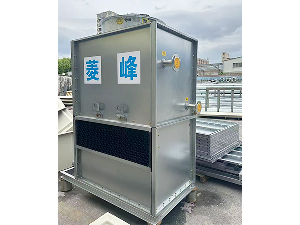 闭式冷却水塔